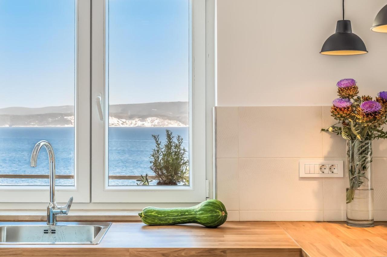 Adris Apartments Omiš Eksteriør bilde