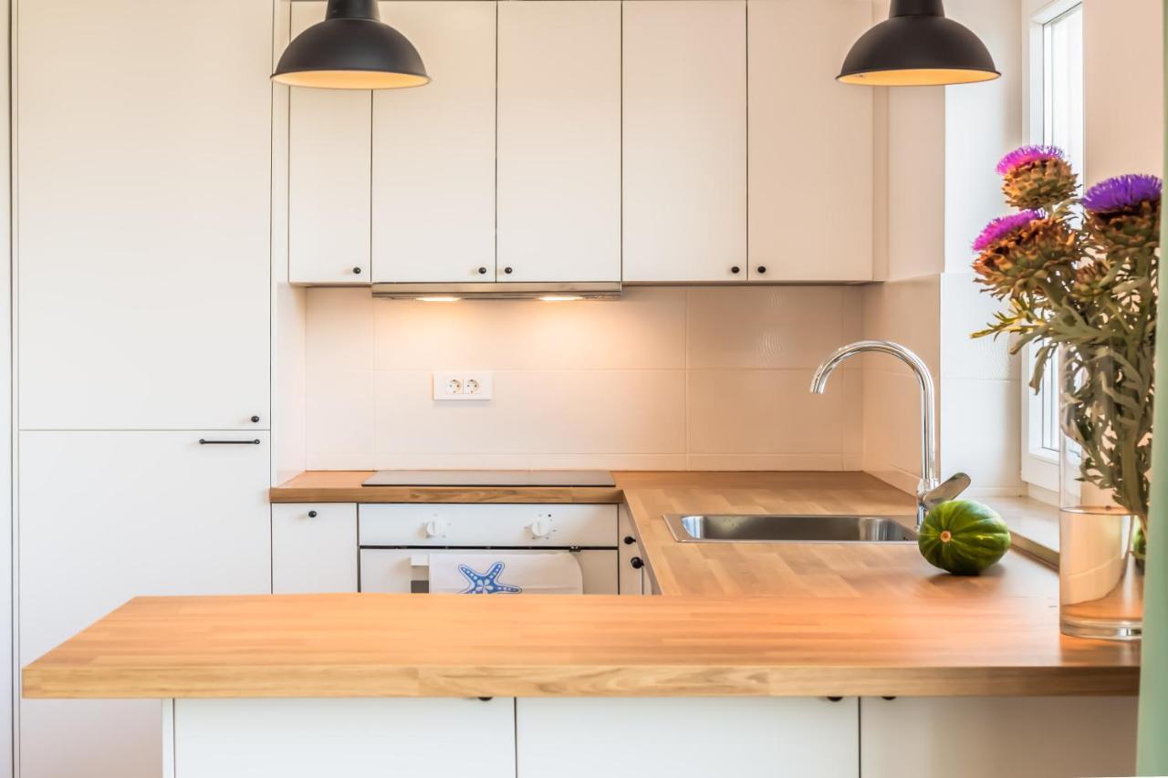 Adris Apartments Omiš Eksteriør bilde