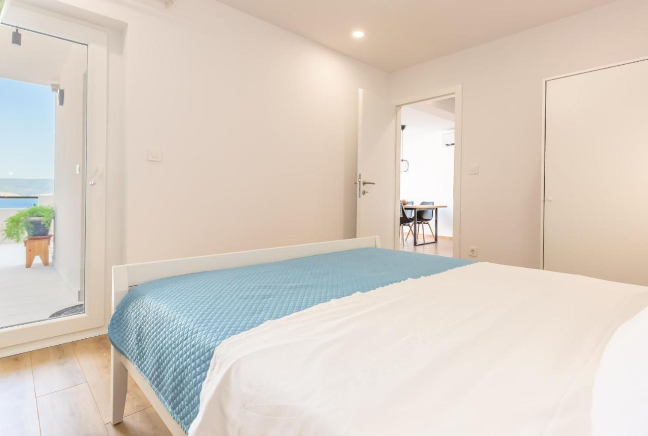 Adris Apartments Omiš Eksteriør bilde