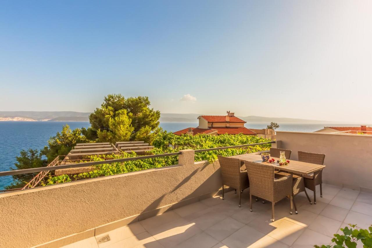 Adris Apartments Omiš Eksteriør bilde