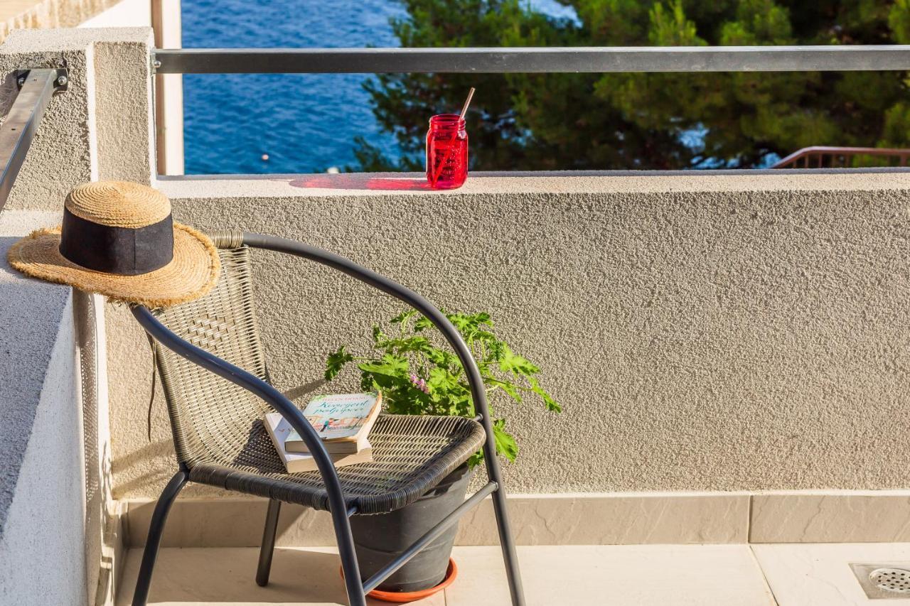 Adris Apartments Omiš Eksteriør bilde
